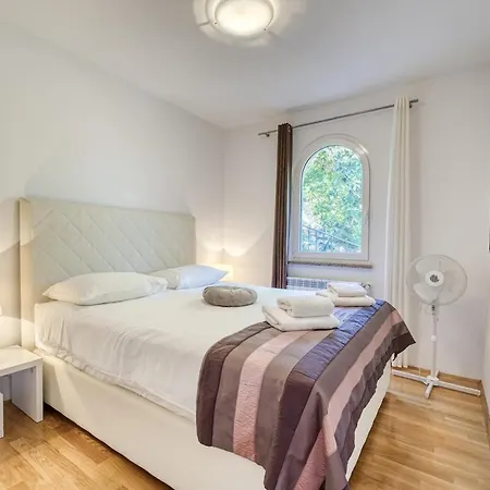 Orhidea Apartament Ičići