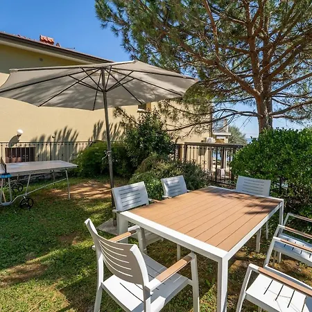 Apartament Orhidea *