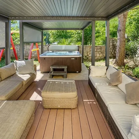 Orhidea Appartamento Ičići